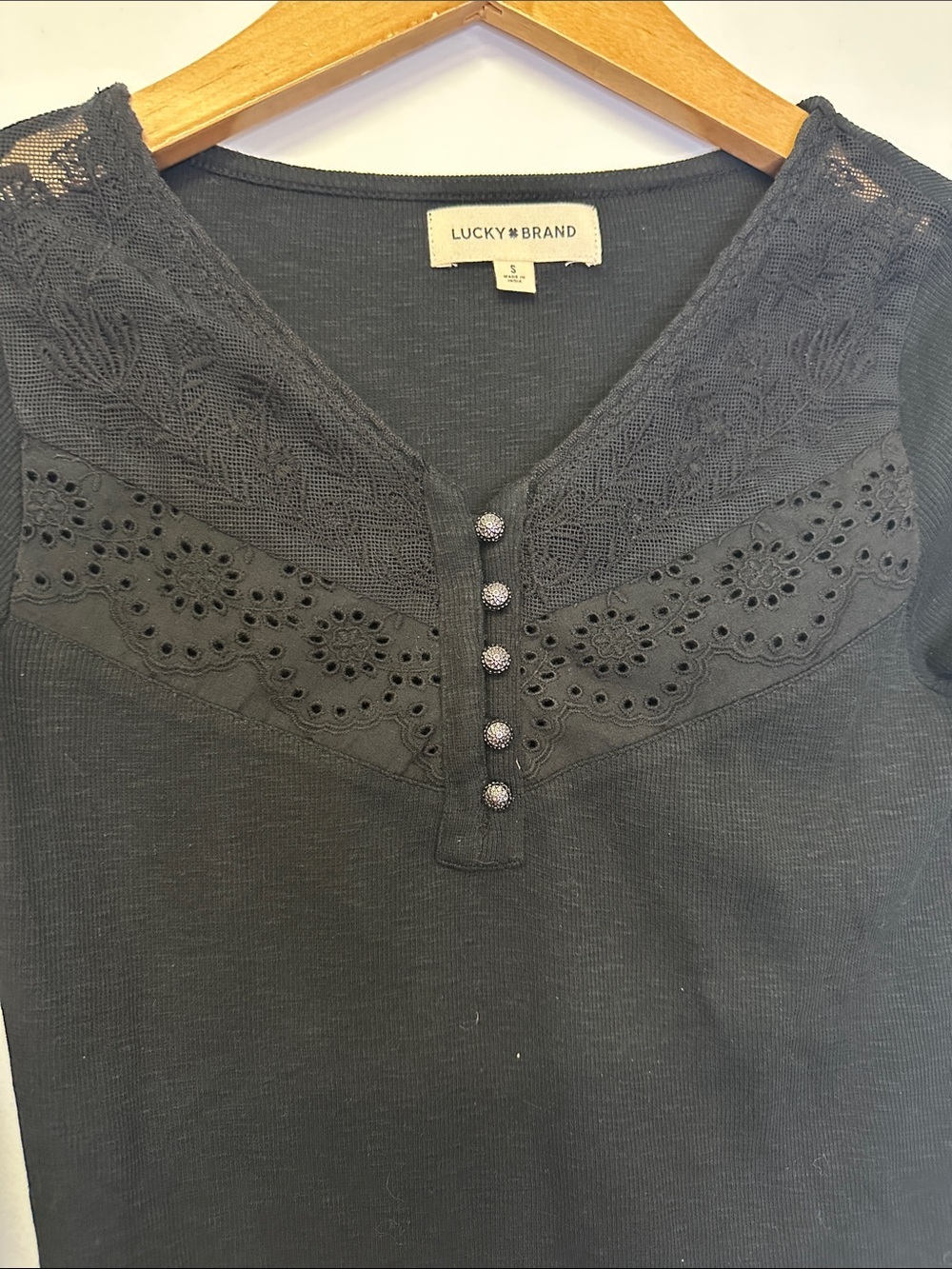Lucky Brand Black Lace yoke cotton Henley - Picture 3 of 4